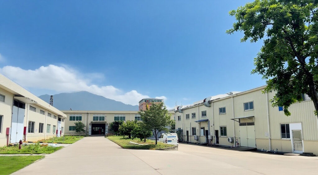 恒辉涂料工厂，油漆生产销售企业